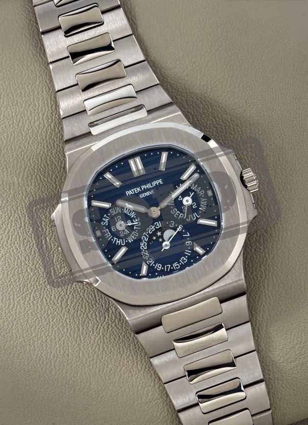 PATEK PHILIPPE NAUTILUS MOONPHASE